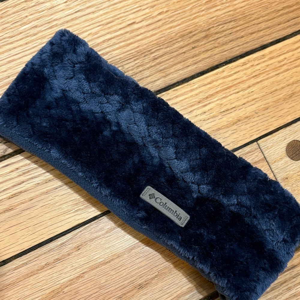 Columbia Dark Blue Plush Womens Headband Outdoors Earmuff